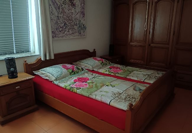 Appartamento a Biograd na moru - Appartamento in Zaravecchia (Biograd) con terrazzo, Climatizzazione, WIFI, Lavastoviglie (4818-1) Appartamento a Biograd na moru - Appartamento in Zaravecchia (Biograd) con terrazzo, Climatizzazione, WIFI, Lavastoviglie (4818-1)