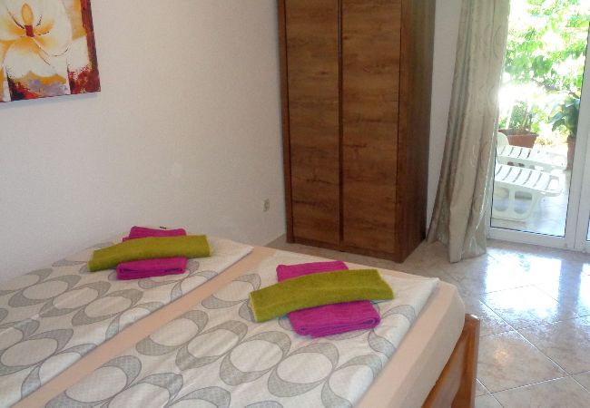Appartamento a Biograd na moru - Appartamento in Zaravecchia (Biograd) con terrazzo, Climatizzazione, WIFI, Lavastoviglie (4818-7) Appartamento a Biograd na moru - Appartamento in Zaravecchia (Biograd) con terrazzo, Climatizzazione, WIFI, Lavastoviglie (4818-7)