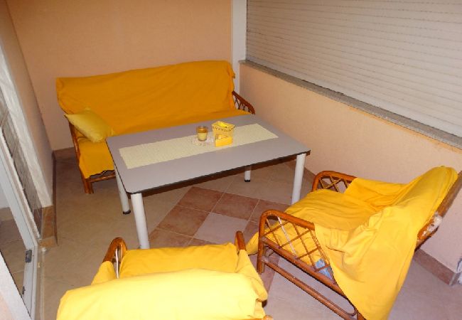 Appartamento a Vrsi - Apartment in Vrsi with Balcony, Air condition, WIFI (4824-3) Appartamento a Vrsi - Apartment in Vrsi with Balcony, Air condition, WIFI (4824-3)