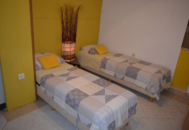 Appartamento a Vrsi - Apartment in Vrsi with Balcony, Air condition, WIFI (4824-3) Appartamento a Vrsi - Apartment in Vrsi with Balcony, Air condition, WIFI (4824-3)