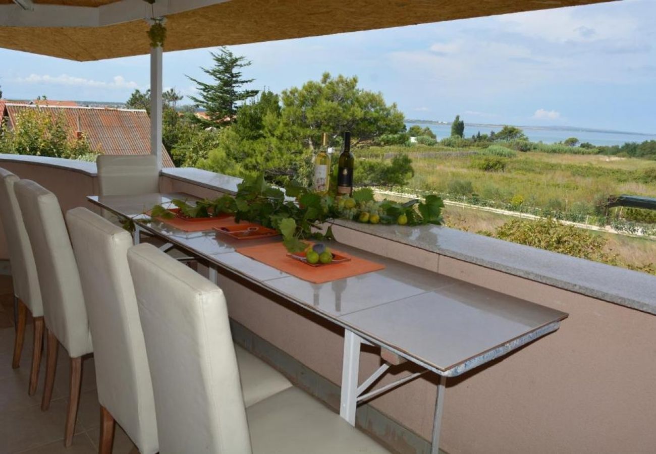 Appartamento a Vrsi - Ferienwohnung in Vrsi mit Meerblick, Terrasse, Klimaanlage, W-LAN (4824-7)