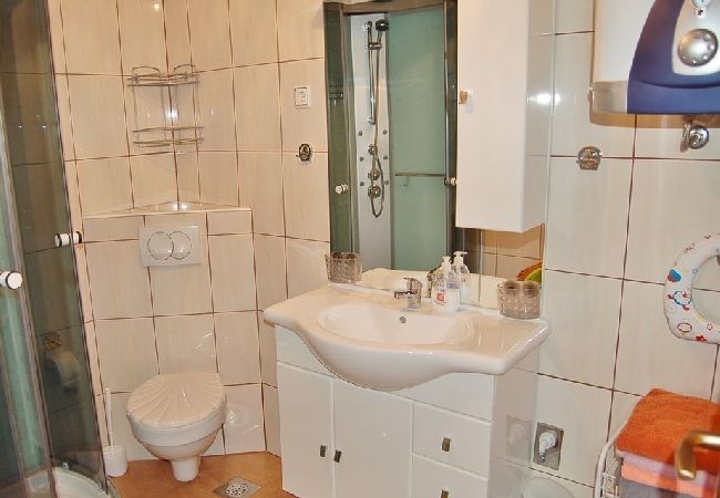 Appartamento a Privlaka - Appartamento in Brevilacqua (Privlaka) con terrazzo, Climatizzazione, WIFI, Lavatrice (4839-2) Appartamento a Privlaka - Appartamento in Brevilacqua (Privlaka) con terrazzo, Climatizzazione, WIFI, Lavatrice (4839-2)
