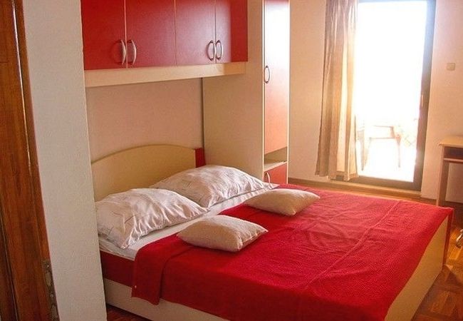 Appartamento a Lopar - Appartamento in Loparo (Lopar) con vista mare, terrazzo, Climatizzazione, WIFI (4842-2) Appartamento a Lopar - Appartamento in Loparo (Lopar) con vista mare, terrazzo, Climatizzazione, WIFI (4842-2)