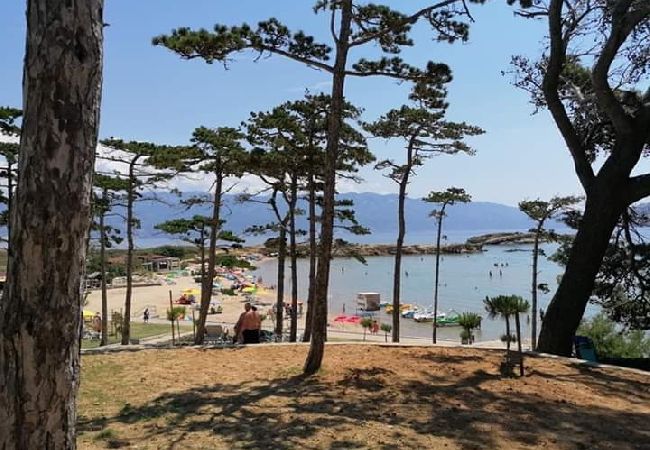 Appartamento a Lopar - Appartamento in Loparo (Lopar) con vista mare, terrazzo, Climatizzazione, WIFI (4842-2) Appartamento a Lopar - Appartamento in Loparo (Lopar) con vista mare, terrazzo, Climatizzazione, WIFI (4842-2)