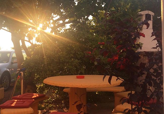 Studio a Lopar - Appartamento Studio in Loparo (Lopar) con balcone, Climatizzazione, WIFI (4842-5) Studio a Lopar - Appartamento Studio in Loparo (Lopar) con balcone, Climatizzazione, WIFI (4842-5)