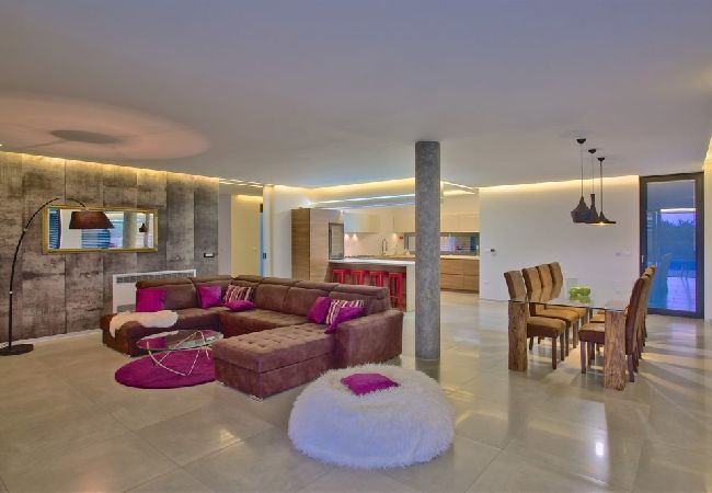 Casa a Višnjan - Casa di vacanza in Visignano (Visnjan) con vista mare, terrazzo, Climatizzazione, WIFI (4840-1) Casa a Višnjan - Casa di vacanza in Visignano (Visnjan) con vista mare, terrazzo, Climatizzazione, WIFI (4840-1)