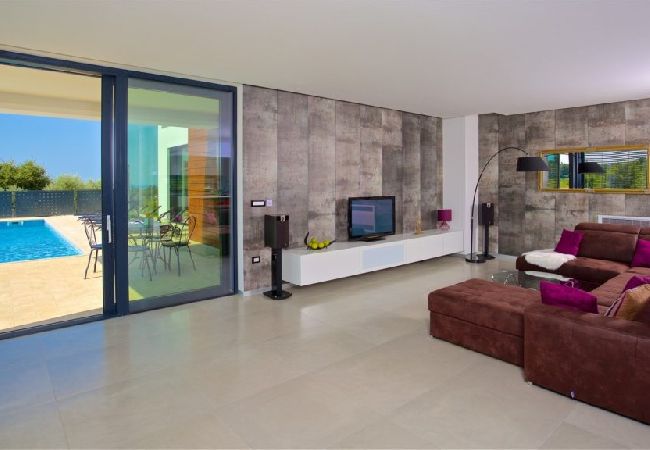 Casa a Višnjan - Casa di vacanza in Visignano (Visnjan) con vista mare, terrazzo, Climatizzazione, WIFI (4840-1) Casa a Višnjan - Casa di vacanza in Visignano (Visnjan) con vista mare, terrazzo, Climatizzazione, WIFI (4840-1)