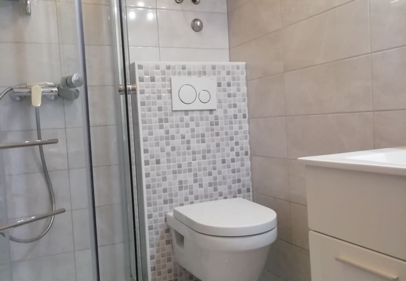 Appartamento a Nin - Appartamento in Nona (Nin) con vista mare, terrazzo, Climatizzazione, WIFI (4868-4)