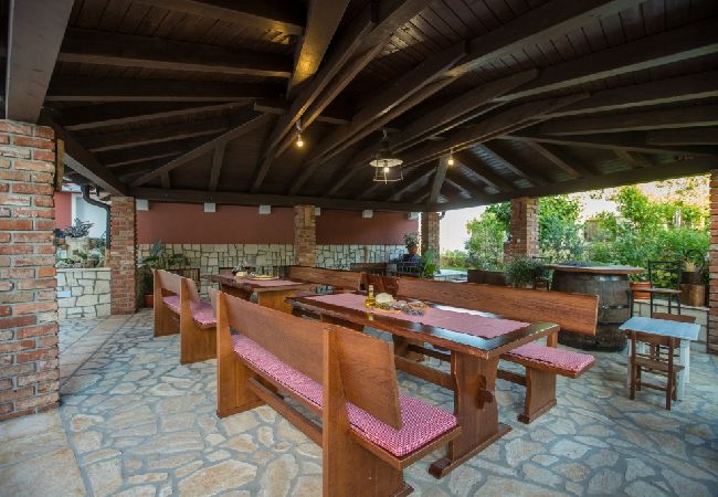 Appartamento a Lopar - Appartamento in Loparo (Lopar) con balcone, Climatizzazione, WIFI, Lavatrice (4885-1) Appartamento a Lopar - Appartamento in Loparo (Lopar) con balcone, Climatizzazione, WIFI, Lavatrice (4885-1)