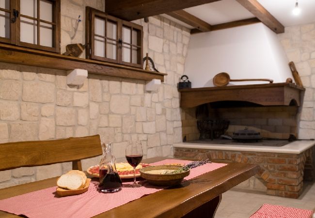 Appartamento a Lopar - Appartamento in Loparo (Lopar) con balcone, Climatizzazione, WIFI, Lavatrice (4885-1) Appartamento a Lopar - Appartamento in Loparo (Lopar) con balcone, Climatizzazione, WIFI, Lavatrice (4885-1)