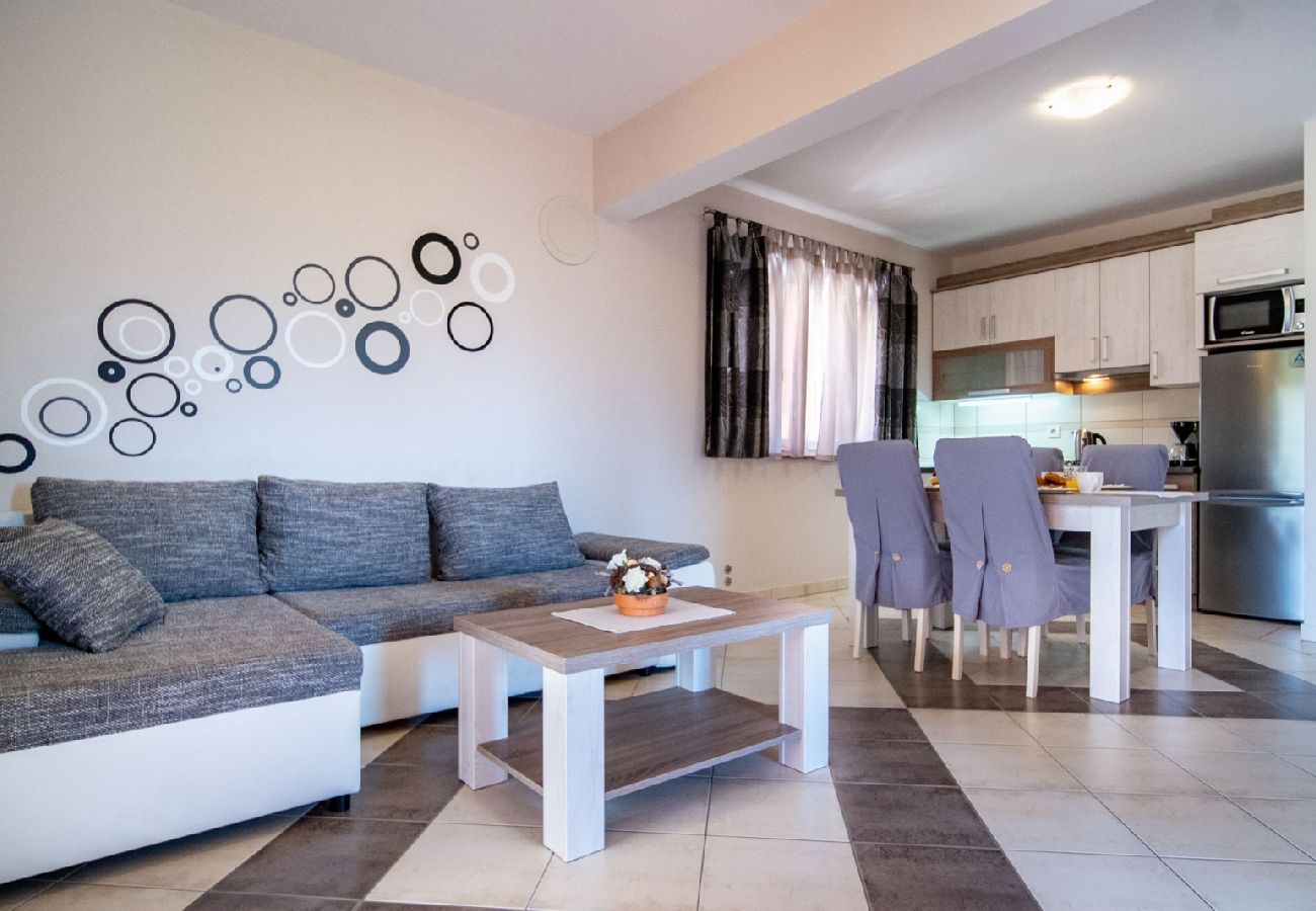 Appartamento a Lopar - Appartamento in Loparo (Lopar) con balcone, Climatizzazione, WIFI, Lavatrice (4885-3)