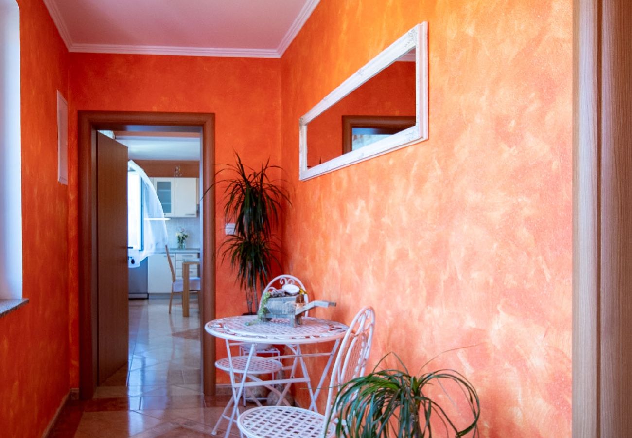 Appartamento a Lopar - Appartamento in Loparo (Lopar) con balcone, Climatizzazione, WIFI, Lavatrice (4886-4)