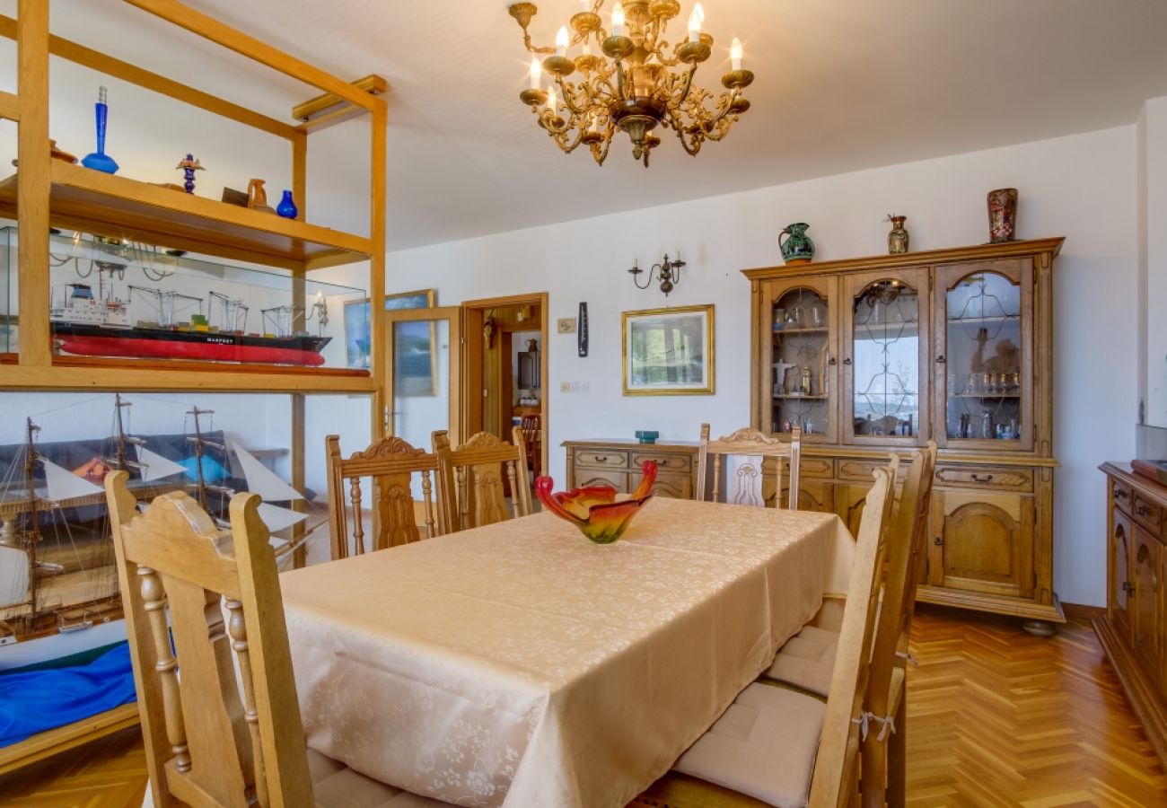 Appartamento a Mali Lošinj - Appartamento in Lussinpiccolo (Mali Losinj) con vista mare, balcone, Climatizzazione, WIFI (4896-4)