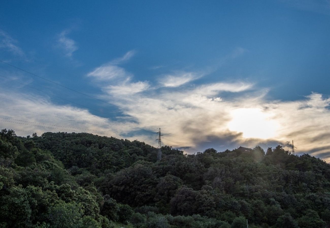 Appartamento a Mundanije - Appartamento in Mundanije con balcone, Climatizzazione, WIFI (4912-1)