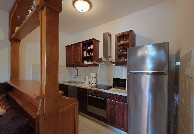Appartamento a Kampor - Appartamento in Kampor con vista mare, balcone, Climatizzazione, WIFI (4838-1) Appartamento a Kampor - Appartamento in Kampor con vista mare, balcone, Climatizzazione, WIFI (4838-1)