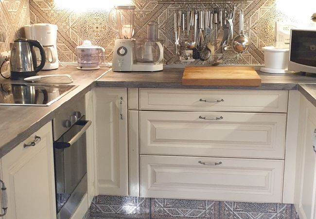 Appartamento a Mali Lošinj - Appartamento in Lussinpiccolo (Mali Losinj) con terrazzo, Climatizzazione, WIFI (4913-1) Appartamento a Mali Lošinj - Appartamento in Lussinpiccolo (Mali Losinj) con terrazzo, Climatizzazione, WIFI (4913-1)