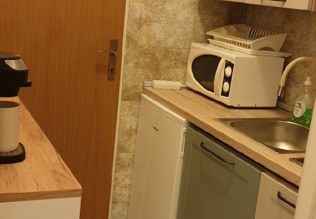 Studio a Mali Lošinj - Appartamento Studio in Lussinpiccolo (Mali Losinj) con terrazzo, Climatizzazione, WIFI (4913-2) Studio a Mali Lošinj - Appartamento Studio in Lussinpiccolo (Mali Losinj) con terrazzo, Climatizzazione, WIFI (4913-2)