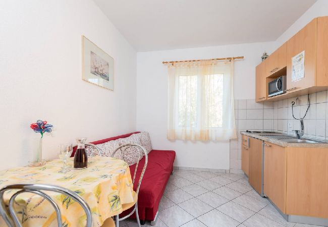 Appartamento a Orebic - Appartamento in Sabbioncello (Orebić) con balcone, Climatizzazione, WIFI, Lavastoviglie (4934-6) Appartamento a Orebic - Appartamento in Sabbioncello (Orebić) con balcone, Climatizzazione, WIFI, Lavastoviglie (4934-6)