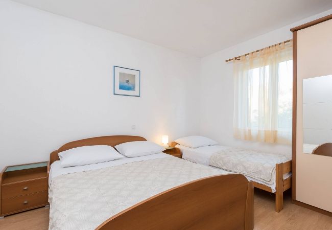 Appartamento a Orebic - Appartamento in Sabbioncello (Orebić) con balcone, Climatizzazione, WIFI, Lavastoviglie (4934-6) Appartamento a Orebic - Appartamento in Sabbioncello (Orebić) con balcone, Climatizzazione, WIFI, Lavastoviglie (4934-6)