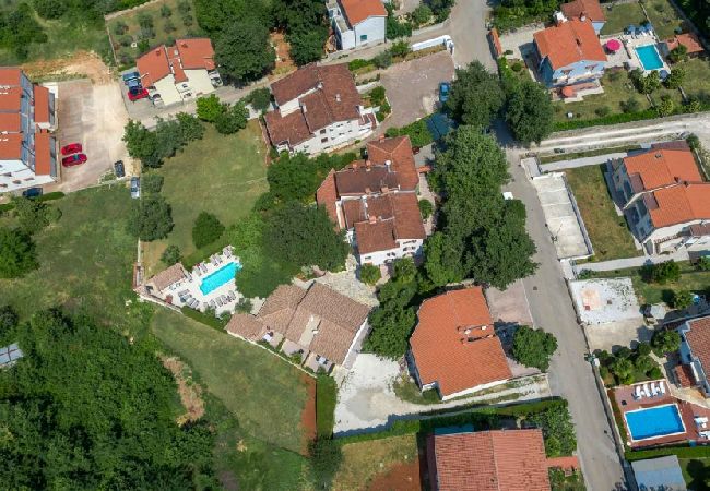 Casa a Porec - Casa di vacanza in Parenzo (Porec) con terrazzo, Climatizzazione, WIFI, Lavatrice (4928-11) Casa a Porec - Casa di vacanza in Parenzo (Porec) con terrazzo, Climatizzazione, WIFI, Lavatrice (4928-11)