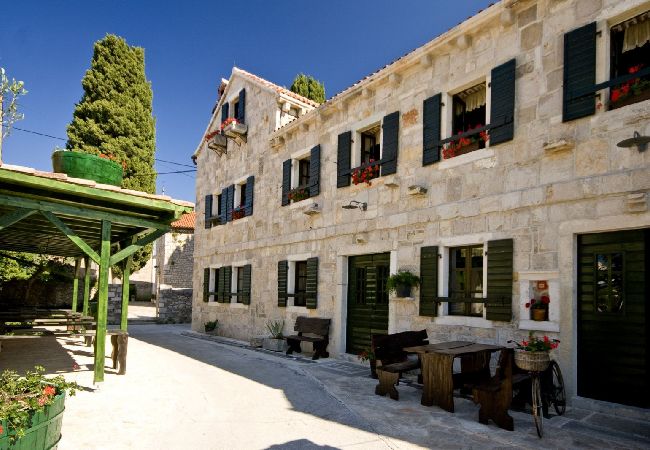 Appartamento a Sukošan - Appartamento in San Cassiano (Sukosan) con balcone, Climatizzazione, WIFI (4941-3) Appartamento a Sukošan - Appartamento in San Cassiano (Sukosan) con balcone, Climatizzazione, WIFI (4941-3)