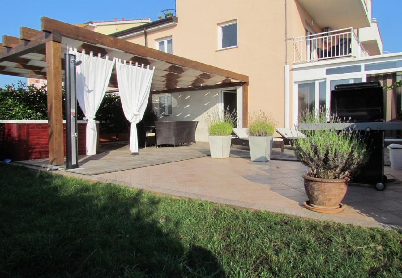 Appartamento a Zambratija - Appartamento in Zambratija con vista mare, balcone, Climatizzazione, WIFI (4961-3)