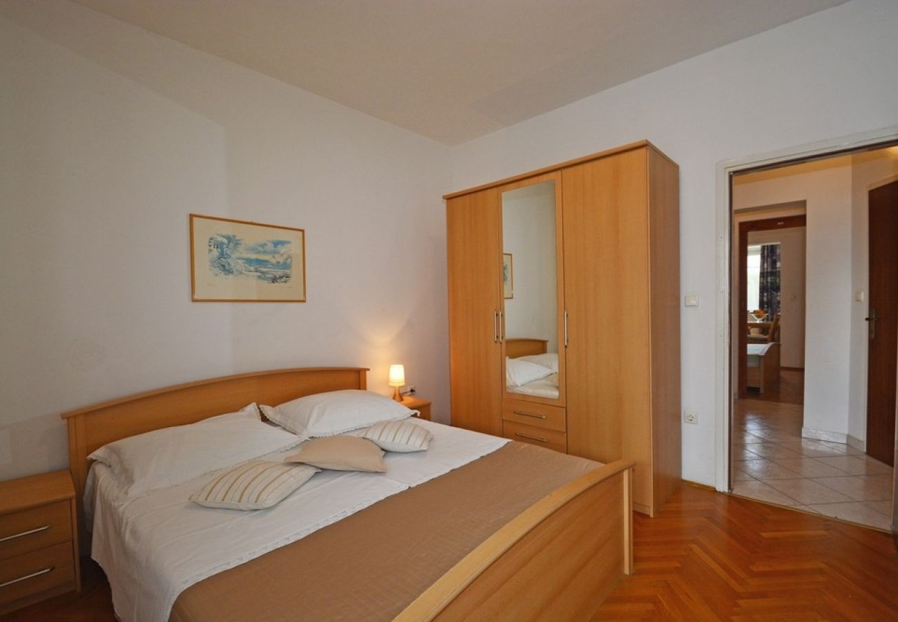 Appartamento a Duce - Appartamento in Duće con vista mare, terrazzo, Climatizzazione, WIFI (4969-1)