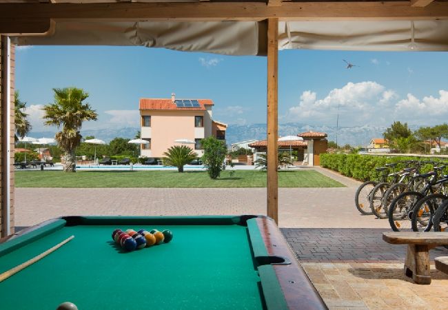 Casa a Vir - Casa di vacanza in Vir con vista mare, terrazzo, Climatizzazione, WIFI (4586-7) Casa a Vir - Casa di vacanza in Vir con vista mare, terrazzo, Climatizzazione, WIFI (4586-7)