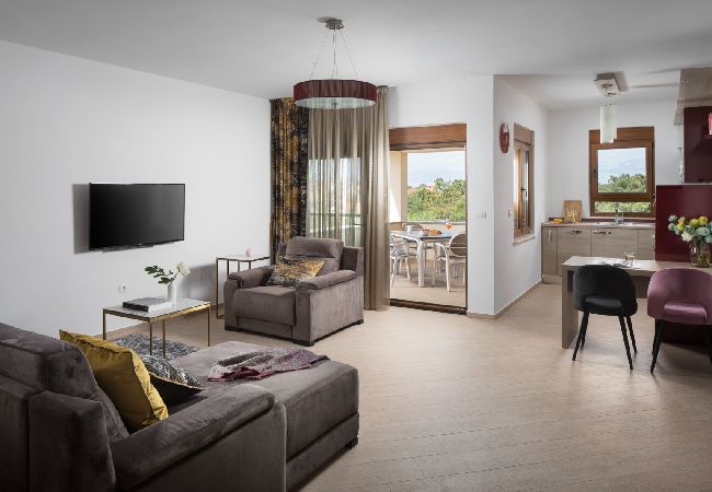 Casa a Vir - Casa di vacanza in Vir con vista mare, terrazzo, Climatizzazione, WIFI (4586-7) Casa a Vir - Casa di vacanza in Vir con vista mare, terrazzo, Climatizzazione, WIFI (4586-7)