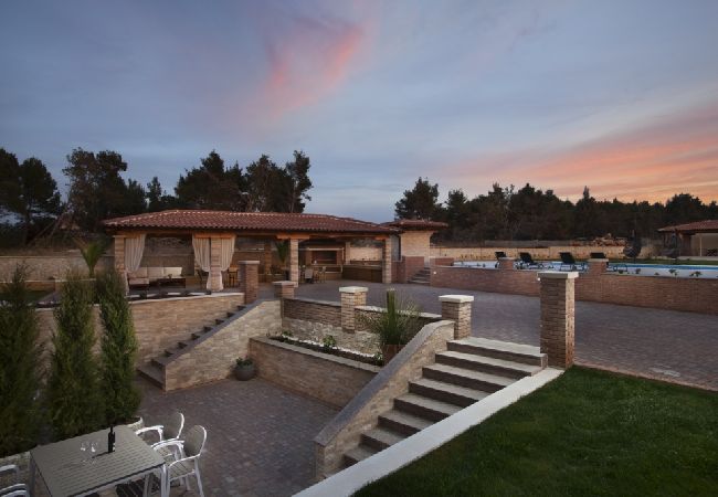 Casa a Vir - Casa di vacanza in Vir con vista mare, terrazzo, Climatizzazione, WIFI (4586-7) Casa a Vir - Casa di vacanza in Vir con vista mare, terrazzo, Climatizzazione, WIFI (4586-7)