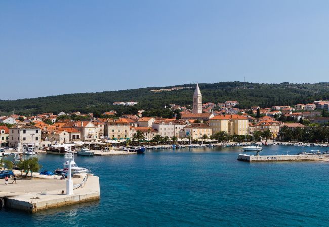 Appartamento a Supetar - Appartamento in San Pietro della Brazza (Supetar) con vista mare, terrazzo, Climatizzazione, WIFI (3553-3) Appartamento a Supetar - Appartamento in San Pietro della Brazza (Supetar) con vista mare, terrazzo, Climatizzazione, WIFI (3553-3)