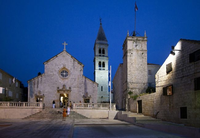 Appartamento a Supetar - Appartamento in San Pietro della Brazza (Supetar) con vista mare, terrazzo, Climatizzazione, WIFI (3553-3) Appartamento a Supetar - Appartamento in San Pietro della Brazza (Supetar) con vista mare, terrazzo, Climatizzazione, WIFI (3553-3)