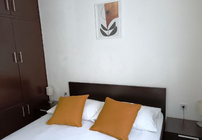 Appartamento a Povlja - Appartamento in Povlja con terrazzo, Climatizzazione, WIFI (4991-1) Appartamento a Povlja - Appartamento in Povlja con terrazzo, Climatizzazione, WIFI (4991-1)