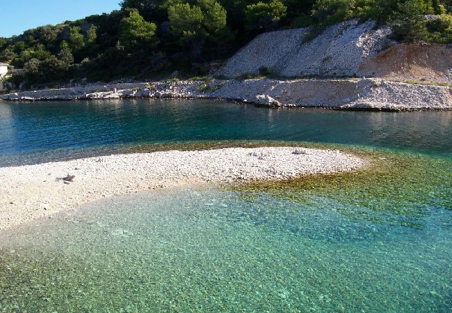 Appartamento a Povlja - Appartamento in Povlja con terrazzo, Climatizzazione, WIFI (4991-1) Appartamento a Povlja - Appartamento in Povlja con terrazzo, Climatizzazione, WIFI (4991-1)