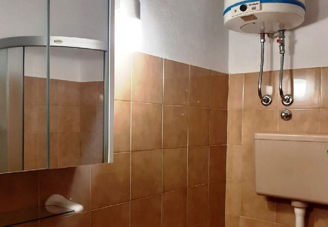 Appartamento a Povlja - Appartamento in Povlja con vista mare, terrazzo, Climatizzazione, WIFI (4991-2) Appartamento a Povlja - Appartamento in Povlja con vista mare, terrazzo, Climatizzazione, WIFI (4991-2)