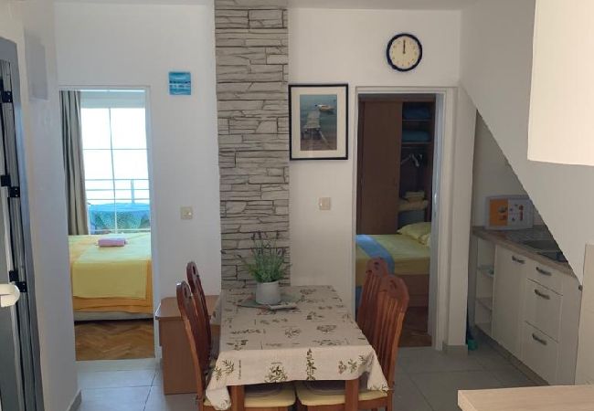 Appartamento a Drašnice - Appartamento in Drašnice con vista mare, terrazzo, Climatizzazione, WIFI (4992-2) Appartamento a Drašnice - Appartamento in Drašnice con vista mare, terrazzo, Climatizzazione, WIFI (4992-2)