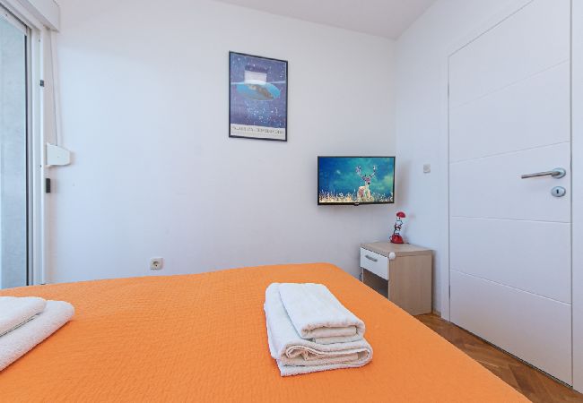 Appartamento a Drašnice - Appartamento in Drašnice con vista mare, terrazzo, Climatizzazione, WIFI (4992-2) Appartamento a Drašnice - Appartamento in Drašnice con vista mare, terrazzo, Climatizzazione, WIFI (4992-2)