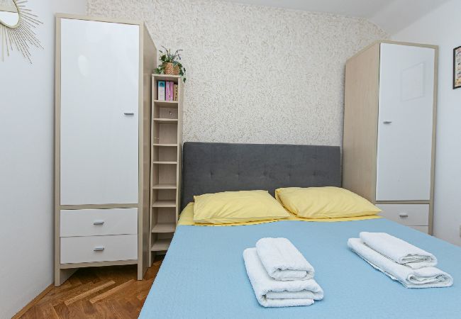 Appartamento a Drašnice - Appartamento in Drašnice con vista mare, terrazzo, Climatizzazione, WIFI (4992-2) Appartamento a Drašnice - Appartamento in Drašnice con vista mare, terrazzo, Climatizzazione, WIFI (4992-2)
