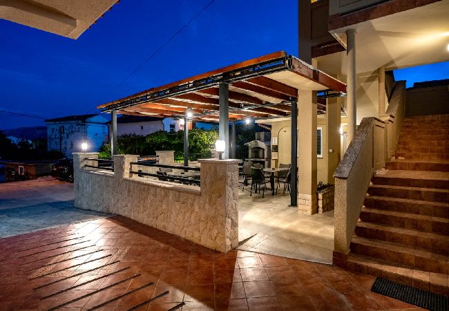 Appartamento a Lopar - Appartamento in Loparo (Lopar) con balcone, Climatizzazione, WIFI (4739-2) Appartamento a Lopar - Appartamento in Loparo (Lopar) con balcone, Climatizzazione, WIFI (4739-2)