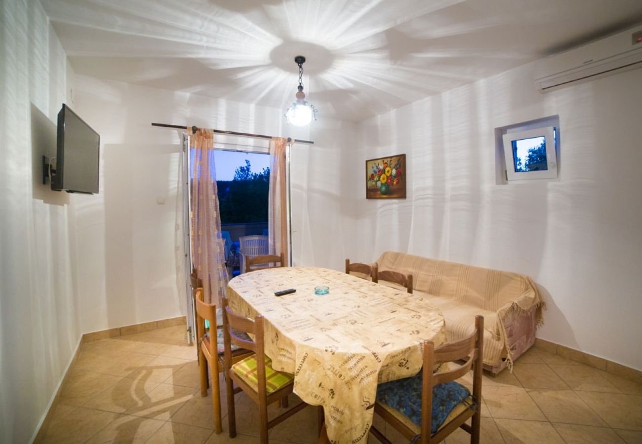 Appartamento a Lopar - Appartamento in Loparo (Lopar) con balcone, Climatizzazione, WIFI (4739-2)