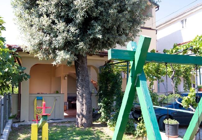 Appartamento a Lopar - Appartamento in Loparo (Lopar) con balcone, Climatizzazione, WIFI (4739-3) Appartamento a Lopar - Appartamento in Loparo (Lopar) con balcone, Climatizzazione, WIFI (4739-3)