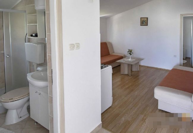 Appartamento a Vir - Appartamento in Vir con vista mare, balcone, Climatizzazione, WIFI (3777-1) Appartamento a Vir - Appartamento in Vir con vista mare, balcone, Climatizzazione, WIFI (3777-1)