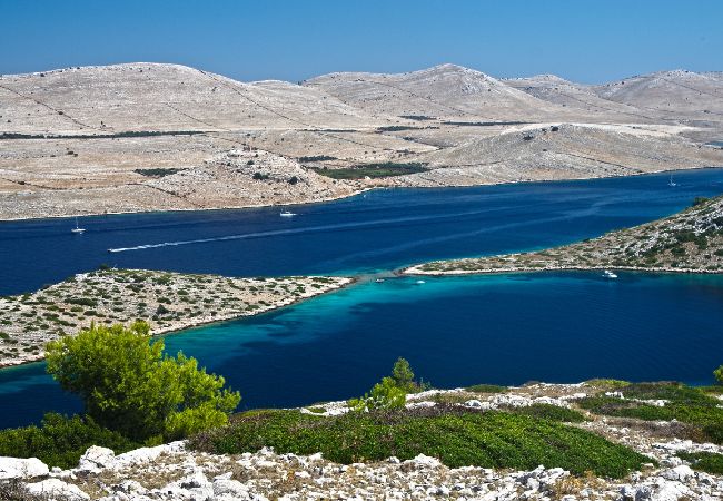 Appartamento a Murter - Appartamento in Morter (Murter) con vista mare, terrazzo, Climatizzazione, WIFI (5026-3) Appartamento a Murter - Appartamento in Morter (Murter) con vista mare, terrazzo, Climatizzazione, WIFI (5026-3)