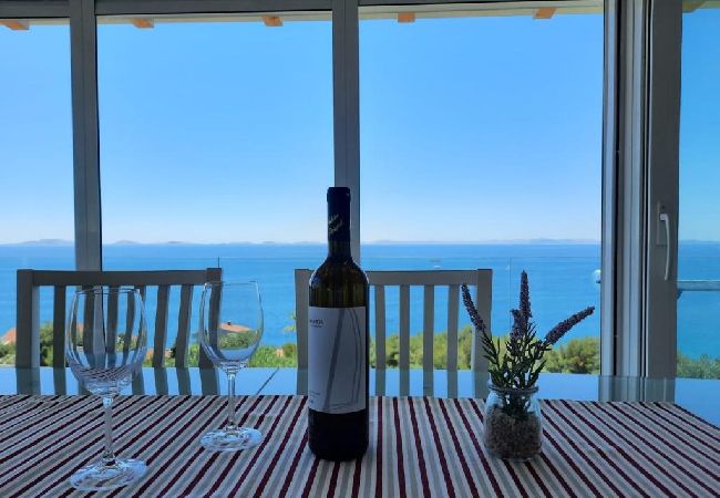 Appartamento a Murter - Appartamento in Morter (Murter) con vista mare, Climatizzazione, WIFI (5026-4) Appartamento a Murter - Appartamento in Morter (Murter) con vista mare, Climatizzazione, WIFI (5026-4)