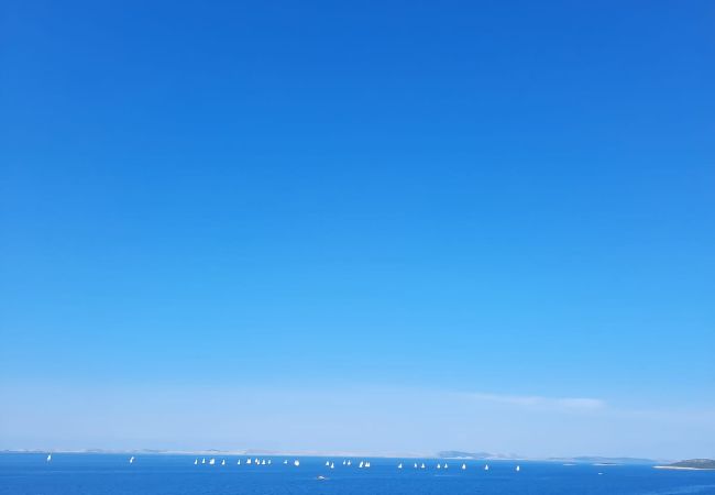 Appartamento a Murter - Appartamento in Morter (Murter) con vista mare, Climatizzazione, WIFI (5026-4) Appartamento a Murter - Appartamento in Morter (Murter) con vista mare, Climatizzazione, WIFI (5026-4)