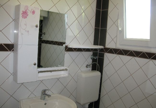 Appartamento a Lopar - Appartamento in Loparo (Lopar) con vista mare, loggia, Climatizzazione, WIFI (4229-6) Appartamento a Lopar - Appartamento in Loparo (Lopar) con vista mare, loggia, Climatizzazione, WIFI (4229-6)
