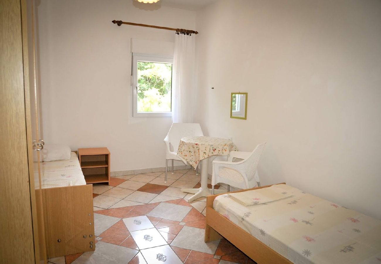 Appartamento a Lopar - Appartamento in Loparo (Lopar) con vista mare, loggia, Climatizzazione, WIFI (4229-6)