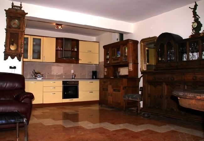 Casa a Pisak - Casa di vacanza in Pisak con vista mare, terrazzo, Climatizzazione, WIFI (5023-4) Casa a Pisak - Casa di vacanza in Pisak con vista mare, terrazzo, Climatizzazione, WIFI (5023-4)