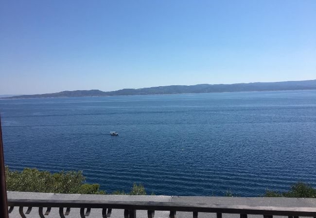Casa a Pisak - Casa di vacanza in Pisak con vista mare, terrazzo, Climatizzazione, WIFI (5023-4) Casa a Pisak - Casa di vacanza in Pisak con vista mare, terrazzo, Climatizzazione, WIFI (5023-4)