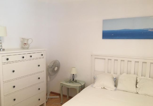 Casa a Pisak - Casa di vacanza in Pisak con vista mare, terrazzo, Climatizzazione, WIFI (5023-4) Casa a Pisak - Casa di vacanza in Pisak con vista mare, terrazzo, Climatizzazione, WIFI (5023-4)